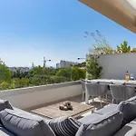 Daire Don Leo Charming 3 Bedroom In Close To The Sea